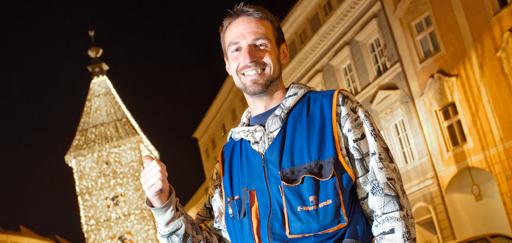 andreas pranzl in front of the Ledererturm tower