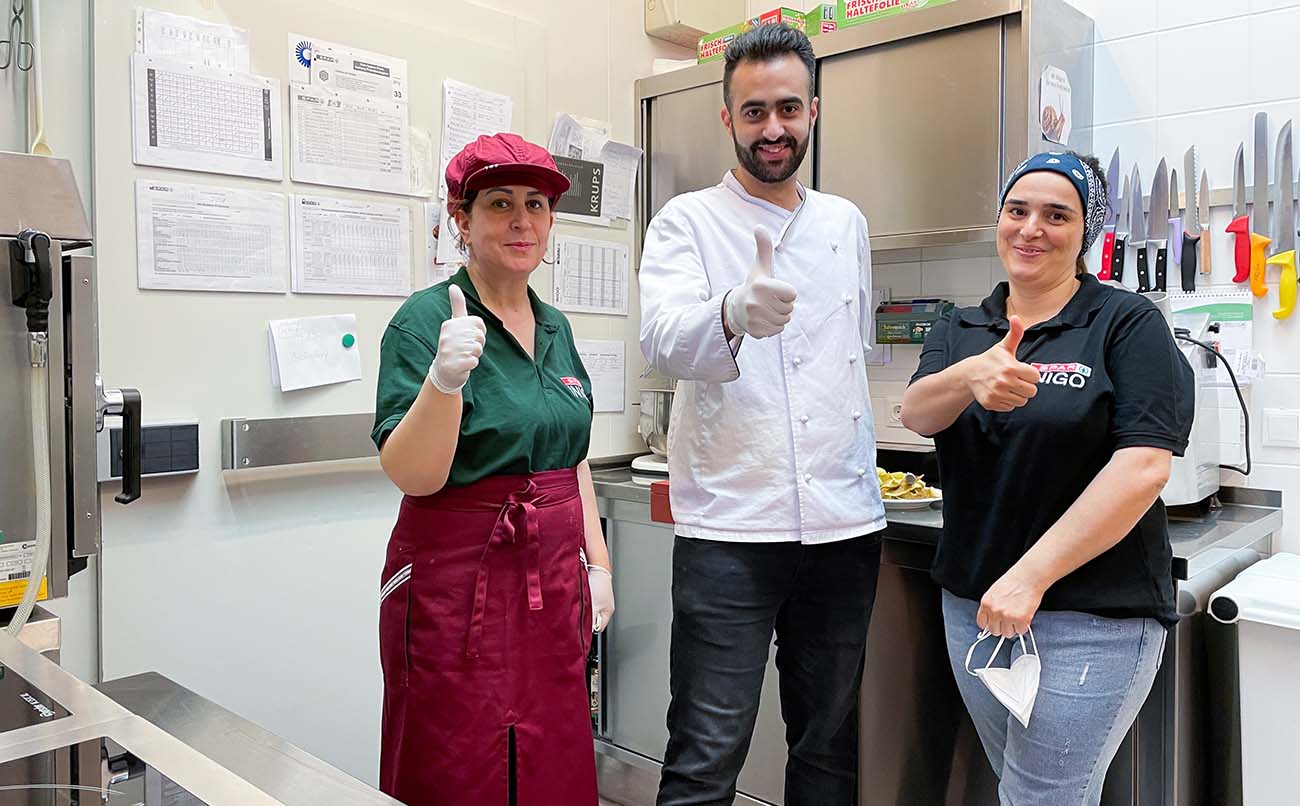 The employees of the Spar supermarket operated by Caritas in Vienna