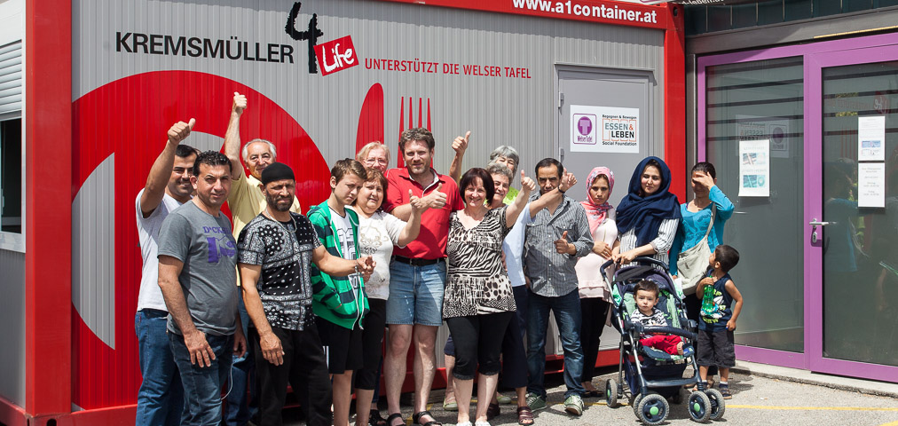 Kremsmüller 4 Life, Welser Tafel, Essen und Leben, Wartebereich, Container