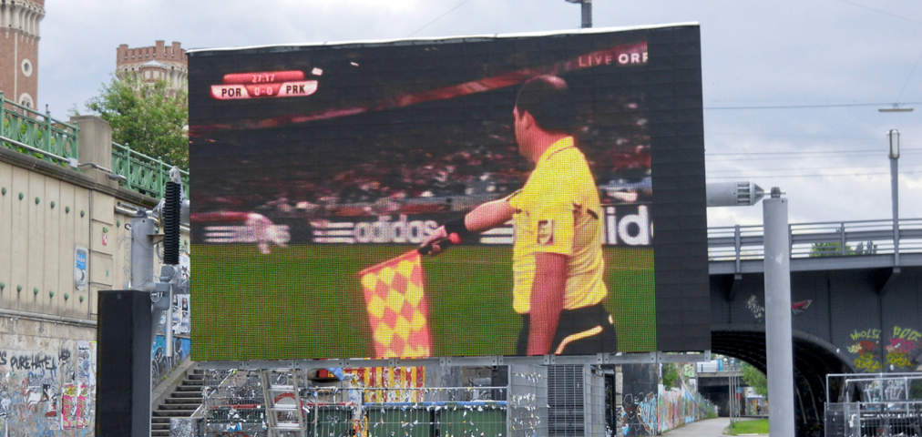 Public Viewing